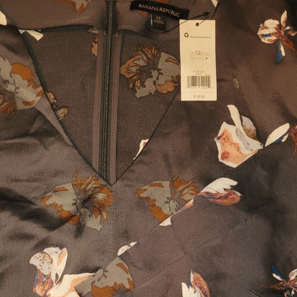 Banana Republic Ladies Dress - Picture 4 of 5